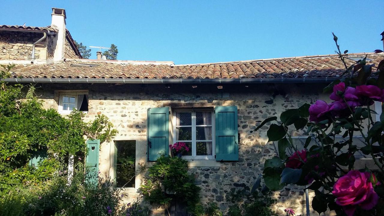Hotel Domaine de la Fée-Licité Jullié Exterior foto
